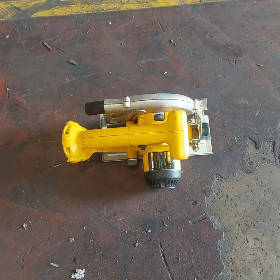 DEWALT DW935 CORDLESS CIRCULAR SAW