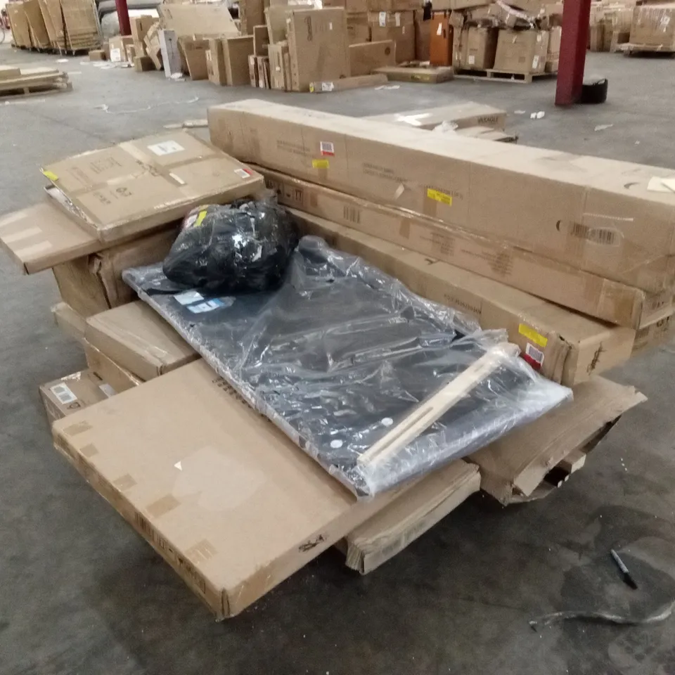 PALLET OF ASSORTED INCOMPLETE DESIGNER FURNITURE AND FURNITURE PARTS