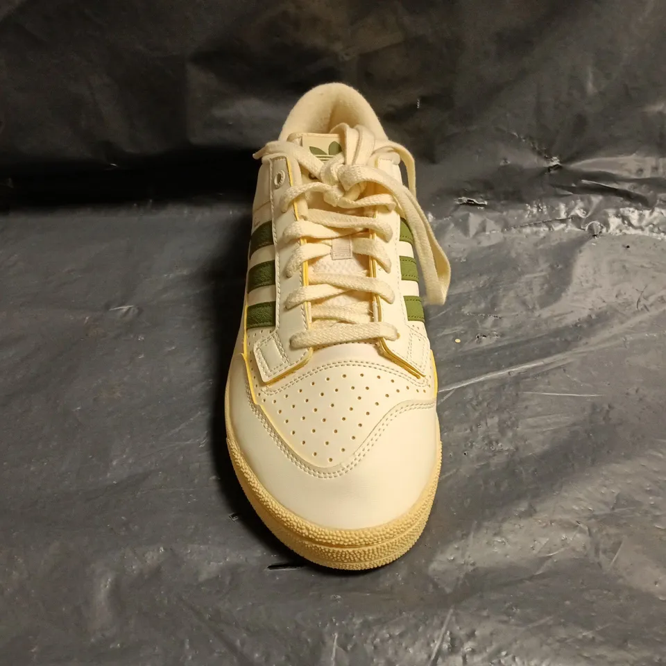PAIR OF ADIDAS CENTENNIAL LOW END TRAINERS IN CREAM/GREEN SIZE UK 10