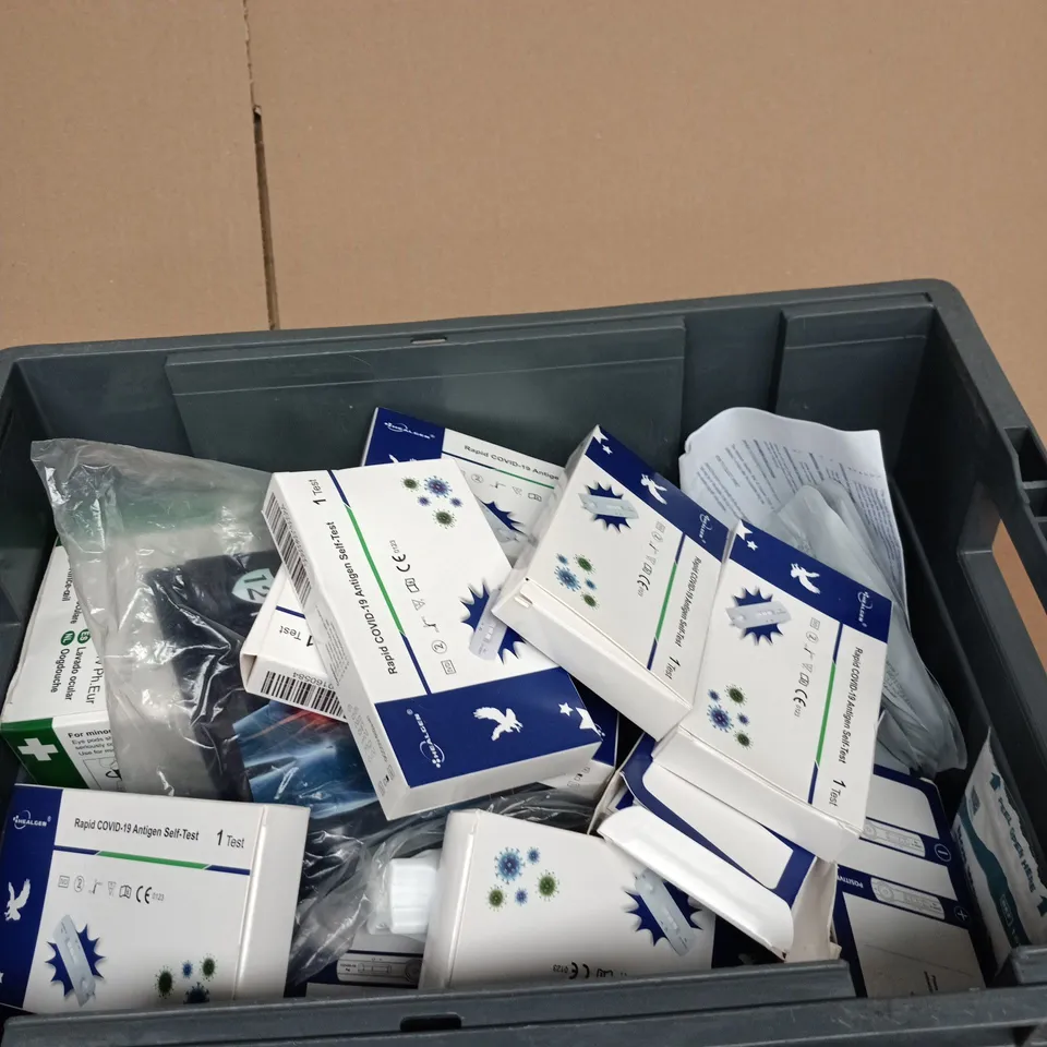 TOTE OF APPROXIMATELY 10 ASSORTED ITEMS INCLUDING HEALGEN RAPID COVID-19 ANTIGEN SELF-TEST, HYPACLENS SALINE EYE WASH STERILE SOLUTION AND KOLESTON PERFECT PURE LIFT TECHNOLOGY