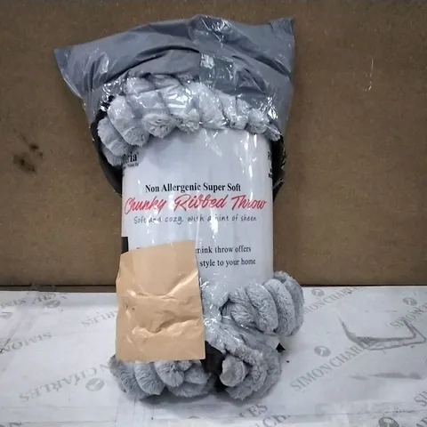 CHUNKY MACHINE WOVEN THROW BLANKET 