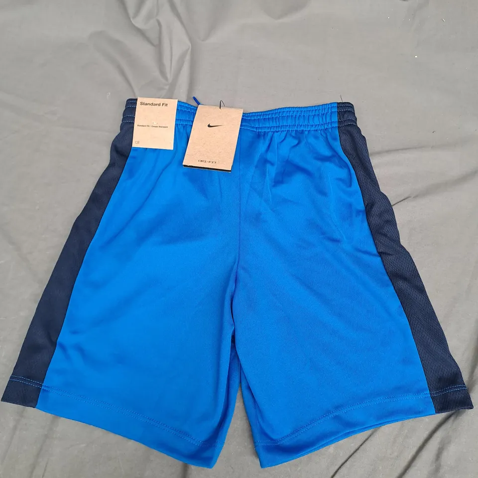NIKE KIDS FOOTBALL SHORTS IN BLUE SIZE S