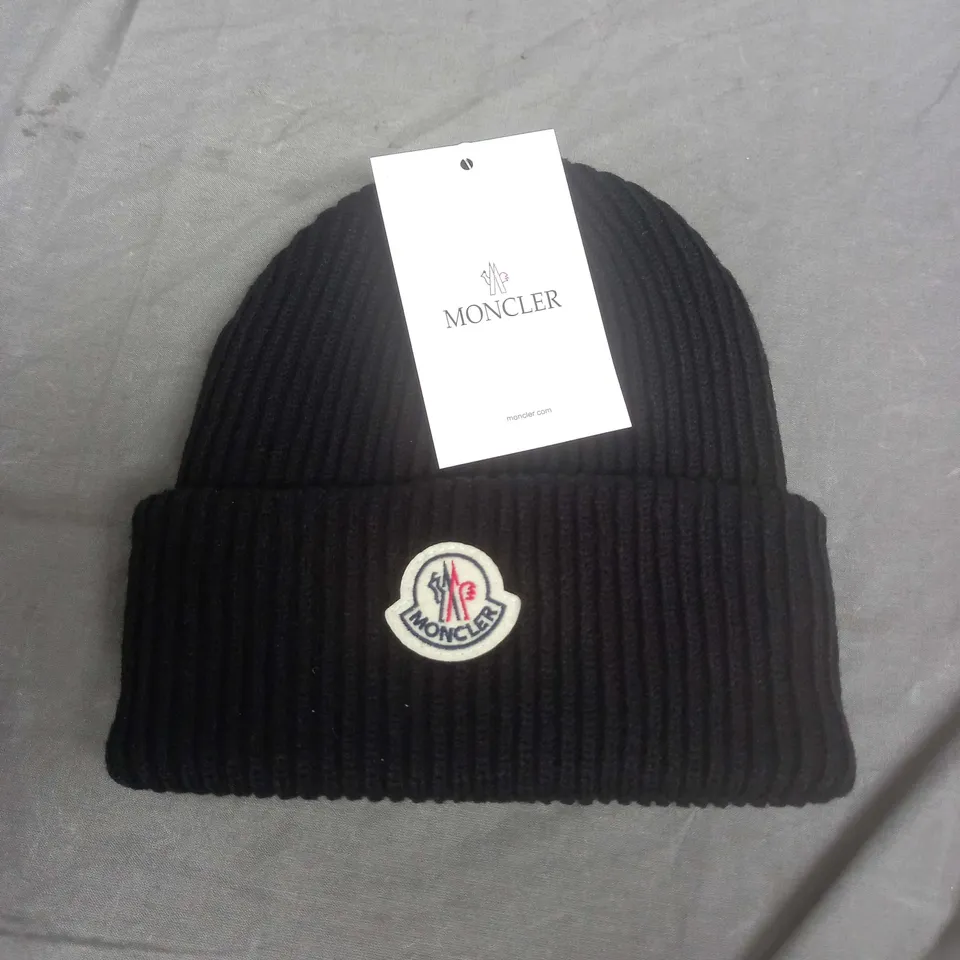 MONCLER BLACK BEANIE 