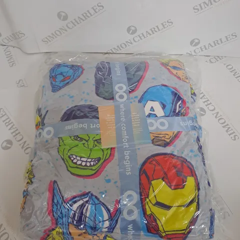 OODIE OVER SIZED HOODED BLANKET -THE AVENGERS
