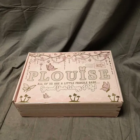 PLOUISE MYSTERY GIFT SET BOX, SEALED