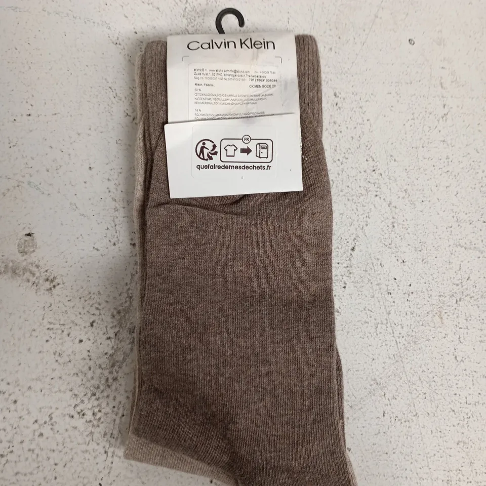 CALVIN KLEIN SOCKS – 2 PAIRS, MEN'S UK 6-8 (EUR 39-42)