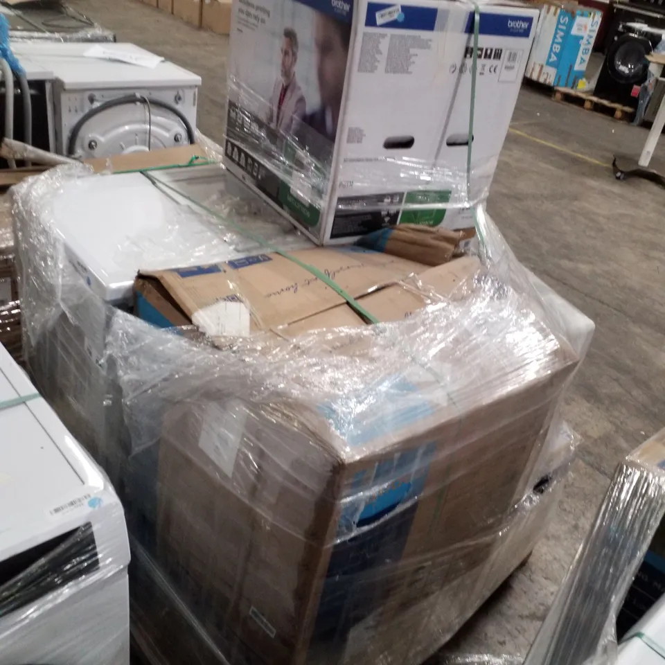 PALLET OF APPROXIMATELY 6 UNPROCESSED RAW RETURN ELECTRICAL GOODS TO INCLUDE;