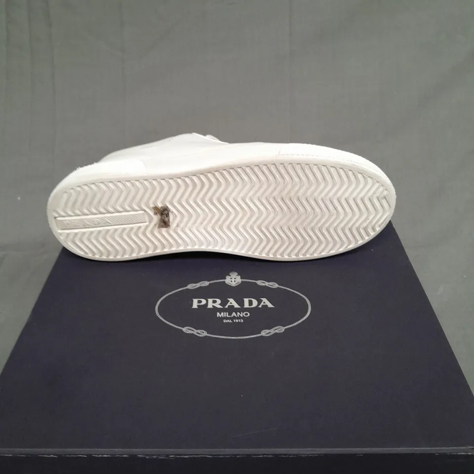 BOXED PAIR OF PRADA MILANO IN WHITE SIZE EU 39 