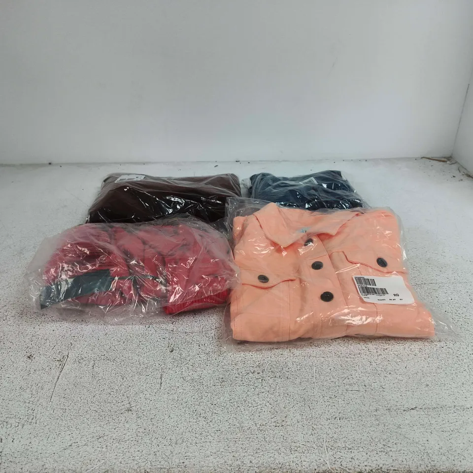 BOX OF APPROXIMATELY 25 ASSORTED CLOTHING ITEMS TO INCLUDE D&C, RUTH LANGSFORD ETC
