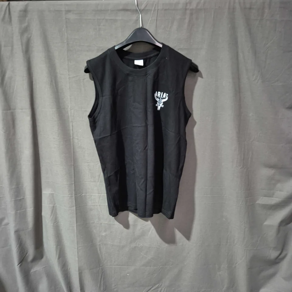 APPROXIMALY 25 ITEMS INCLUDING SKIRTS TOPS COATS ECT