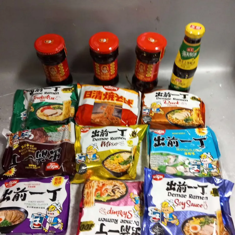 10 PACKS OF NISSIN INSTANT NOODLES, THREE JARS FLAVOURED CHILLI SAUCA AND ONE JAR OF OYSTER SAUCE