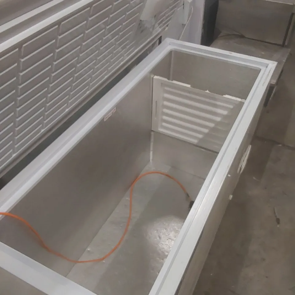CARAVELL 511-402 COMMERCIAL REFRIGERATOR