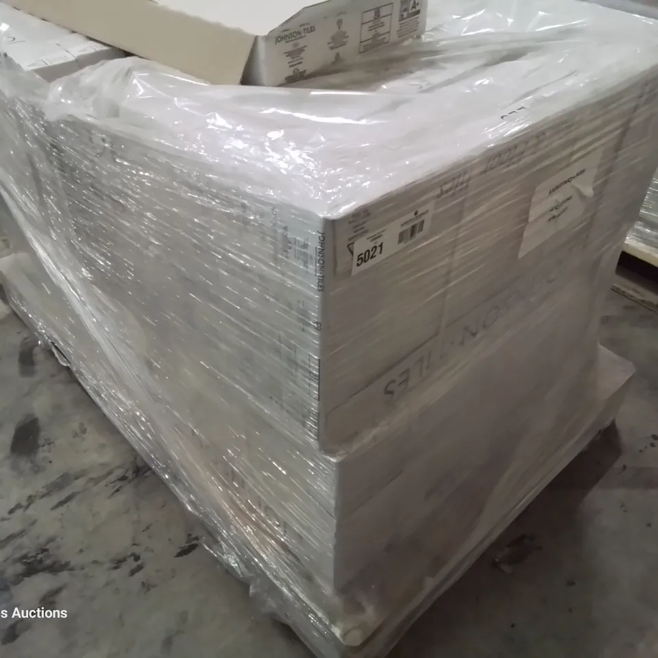 PALLET OF 40 × 5 PACKS OF JOHNSONS BRAND NEW NATURAL BEAUTY IVORY FLOOR TILES EACH 597 × 297 × 10mm 
