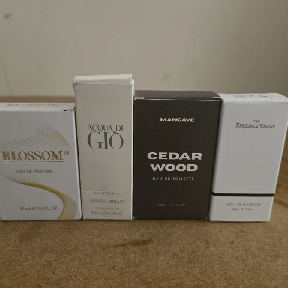 LOT OF 4 ASSORTED BOXED PERFUMES TO INCLUDE ACQUA DI GIO 15ML AND ESSENCE VAULT 30ML