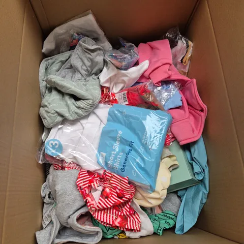 BOX OF APPROXIMATELY 25 ASSORTED KIDS CLOTHING ITEMS TO INCLUDE - TOP , SHORTS , T-SHIRT ETC - COLLECTION ONLY 