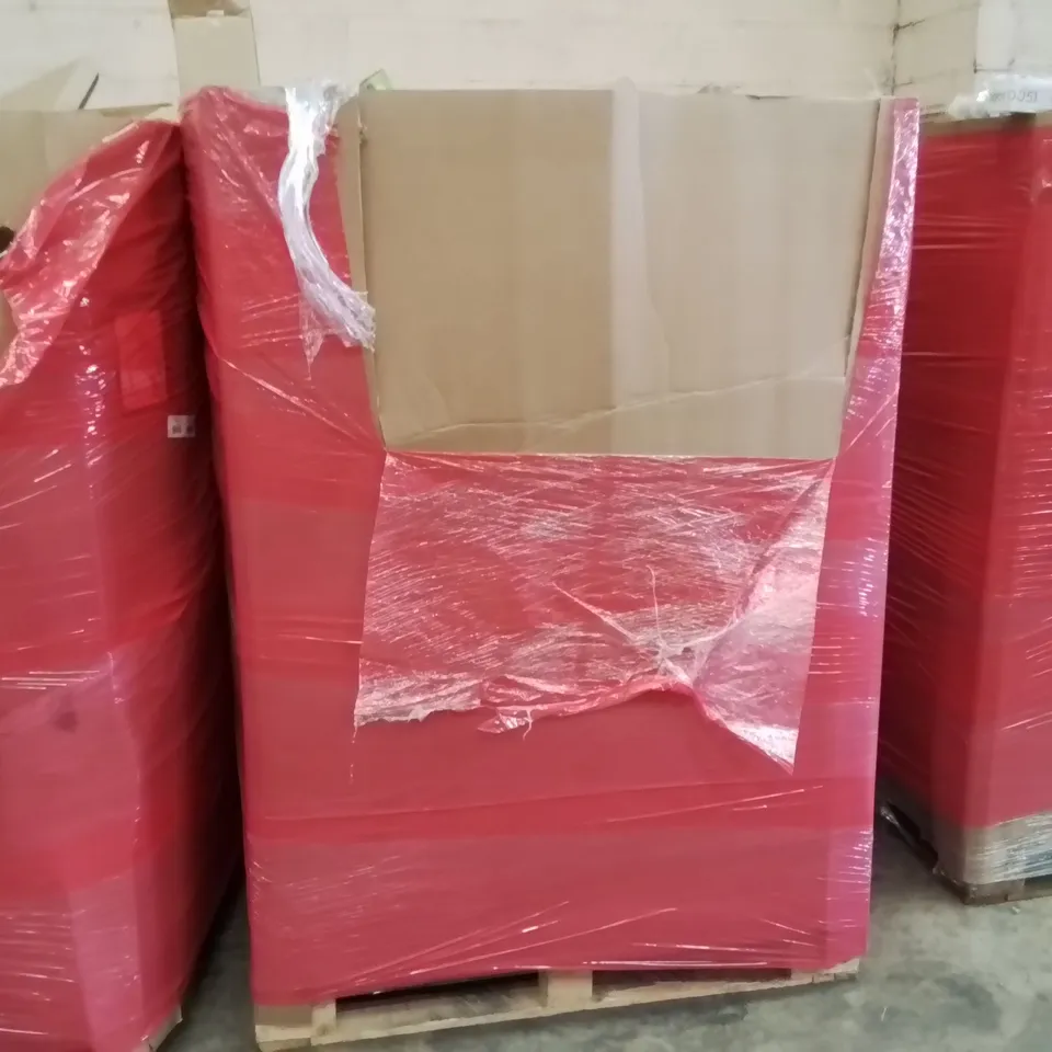 PALLET OF ASSORTED ITEMS TO INCLUDE: BASSINET AND BEDSIDE SLEEPER, CHILDREN'S TRICYCLE, CHILDREN'S WHEELBARROW, CAT LITTER BOX RAMP, PET BED, TOILET SEAT ECT