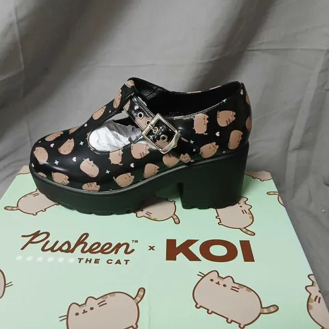PUSHEEN X KOI MARY JANES – BLACK PATENT PLATFORM SHOES, UK 5 (ND356P)