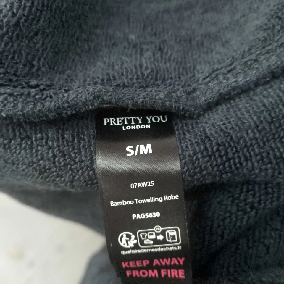 PRETTY YOU LONDON BAMBOO TOWELLING ROBE – NAVY, S/M