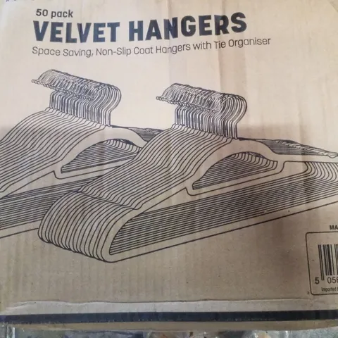 BOXED KEPLIN 50PK VELVET HANGERS - BLUSH PINK 