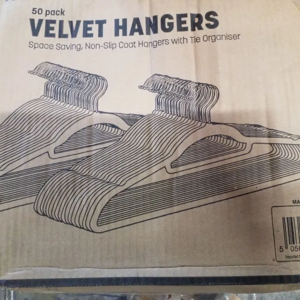 BOXED KEPLIN 29PK VELVET HANGERS - BLUSH PINK 