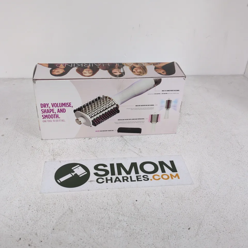 BOXED HEATED HAIR STYLING BRUSH – HAIR CARE & STYLING