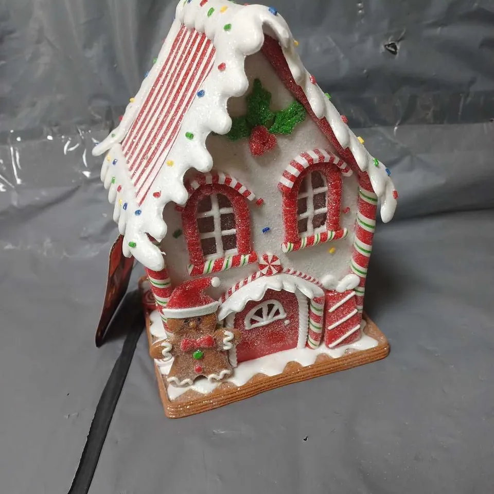 THREE KINGS GINGERBREAD HOUSE CHRISTMAS DECORATION - 20 X 14 CM RRP £25