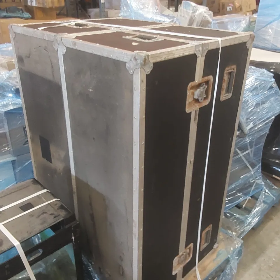 PALLET CONTAINING 2 HEAVY-DUTY ROAD TRUNK FLIGHT CASE