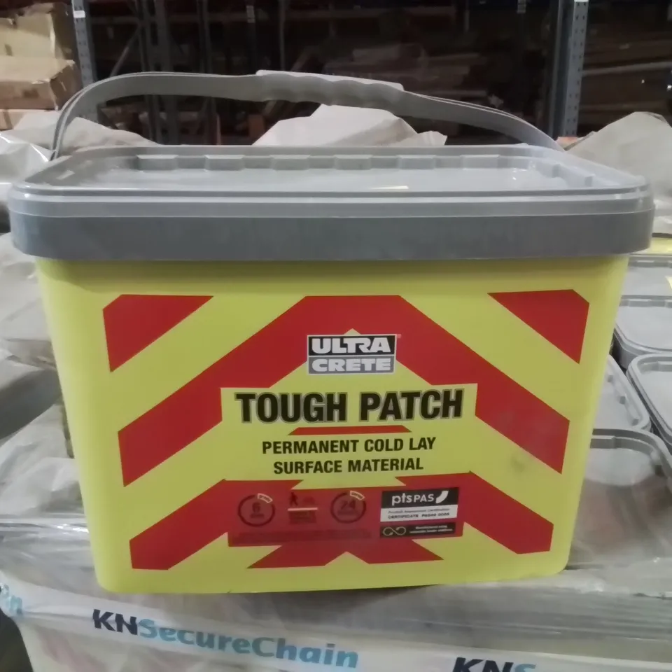 PALLET OF ULTRACRETE TOUGH PATCH POTHOLES REPAIR APPROXIMATELY 26 CASES  //EXPIRY DATE 18.05.25 26KG PER CASE