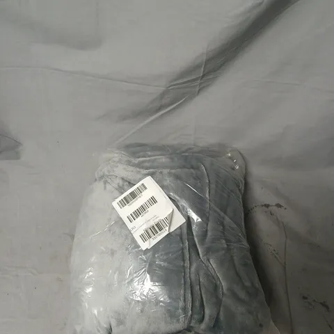 UNBRANDED GREY BLANKET SEALED