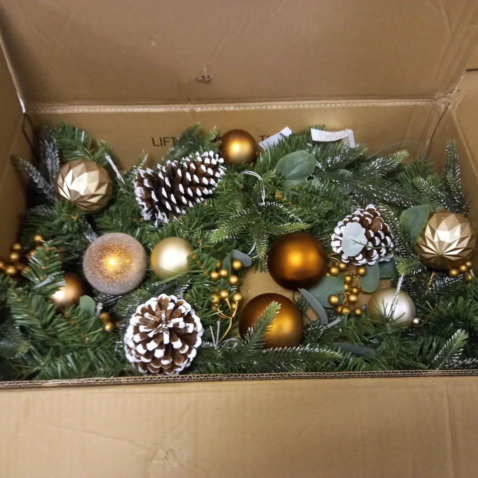 6-FOOT COPPER AND GOLD PRE LIT GARLAND 