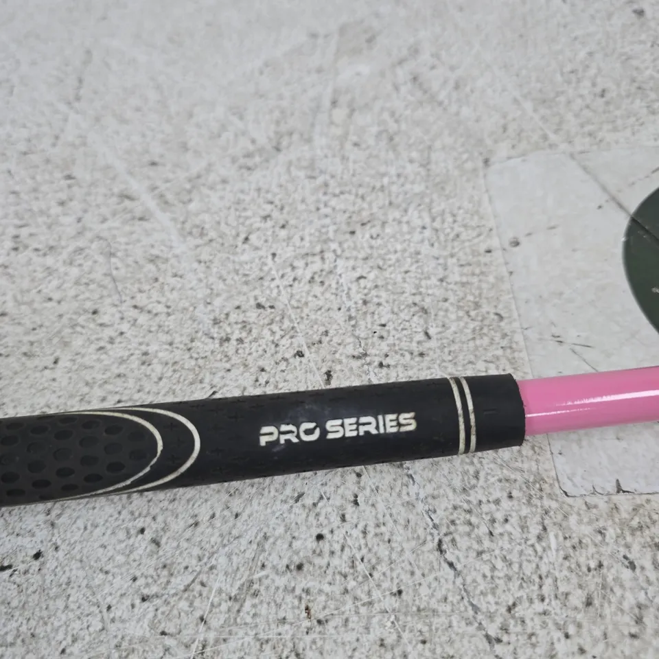 GOLF CLUB IRON – PINK SHAFT, PRO SERIES (GOLF GIRL)