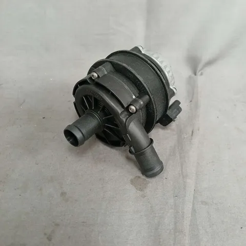BOXED BOSCH AUXILIARY WATER PUMP (0 392 024 165)