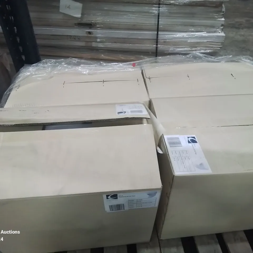 PALLET CONTAINING 4 WHITE OAKLAND TOILET PANS
