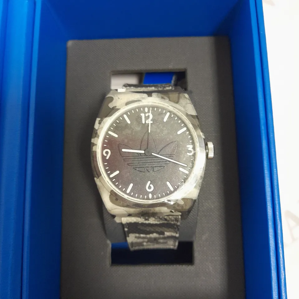 ADIDAS PROJECT TWO WHITE RESIN WATCH RRP £59