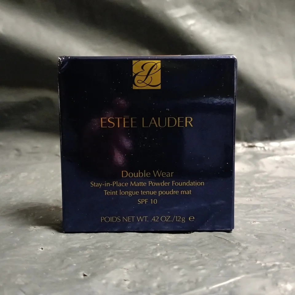 ESTÉE LAUDER DOUBLE WEAR STAY-IN-PLACE MATTE POWDER FOUNDATION