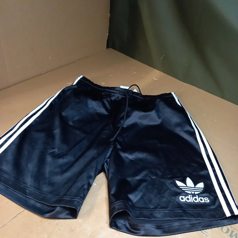 LARGE BLACK ADIDAS SHORTS 