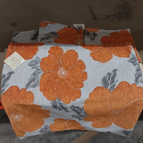 BAGGED SET OF 4 DARIONTE POPPY CHENILLE CUSHION COVERS (1 ITEM)