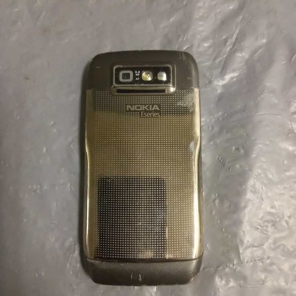 NOKIA E SERIES E71 MOBILE PHONE GOLD