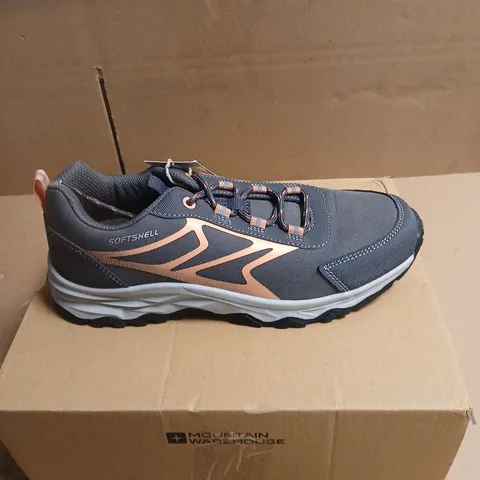 MOUNTAIN WAREHOUSE HIKING SHOES – BLUE/GREY WITH PINK ACCENTS BOXED UK 5