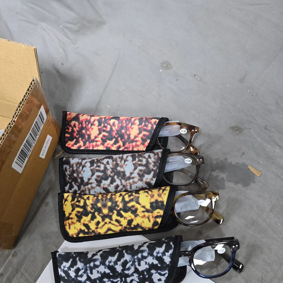 HUMMINGBIRD READERS – SET OF 4 READING GLASSES WITH PATTERNED POUCHES