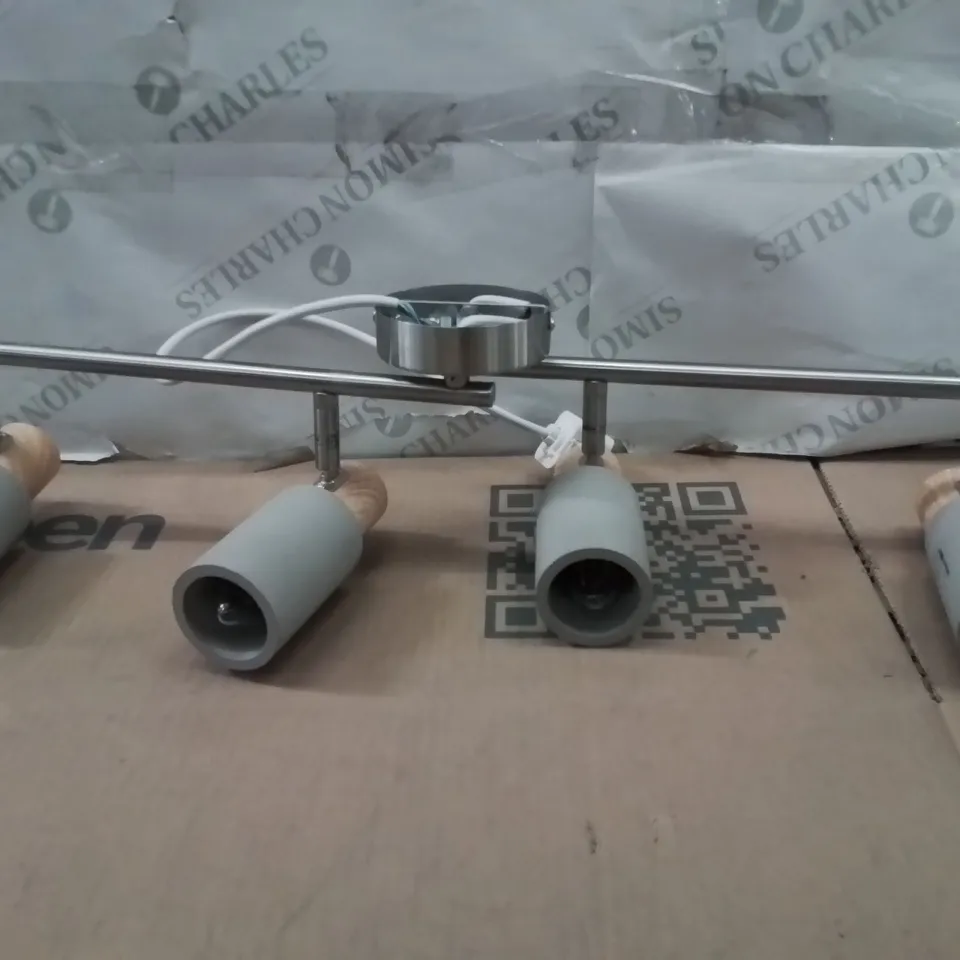 4 LIGHT SEMI FLUSH SPOTLIGHT BAR