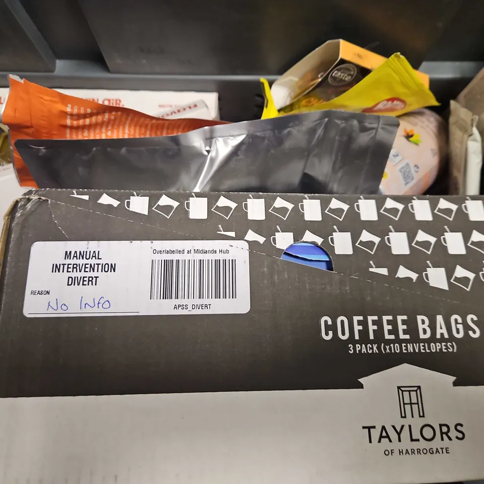 TOTE OF APPROXIMATELY 12 ASSORTED FOOD ITEMS TO INCLUDE - SUSHI VINEGAR , HOT HONEY , TAYLORS COFFEE BAG ETC