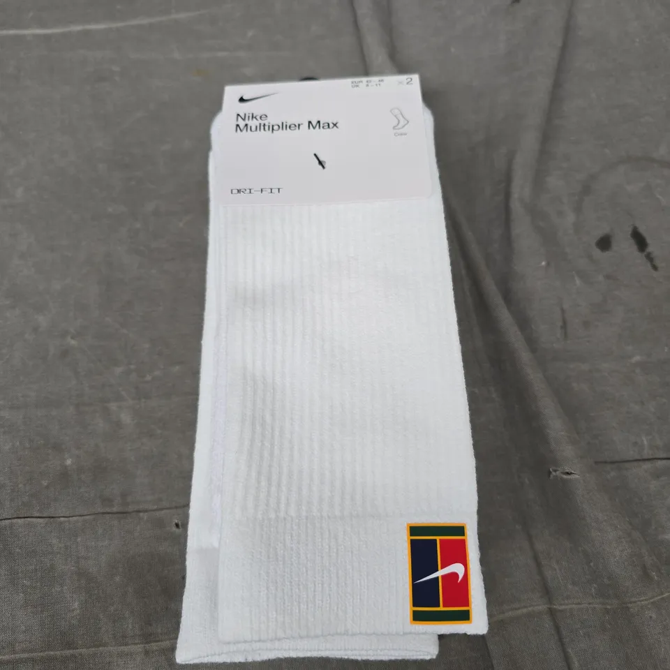 NIKE MULTIPLIER MAX DRI-FIT SOCKS - SIZE 8/11