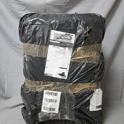 IT LUGGAGE RECLINE BLACK CABIN SUITCASE