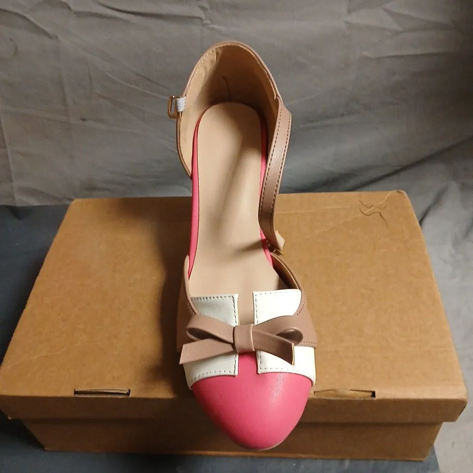 WOMEN'S PINK AND BEIGE BOW-DETAIL MID-HEEL SANDALS SIZE EU 37