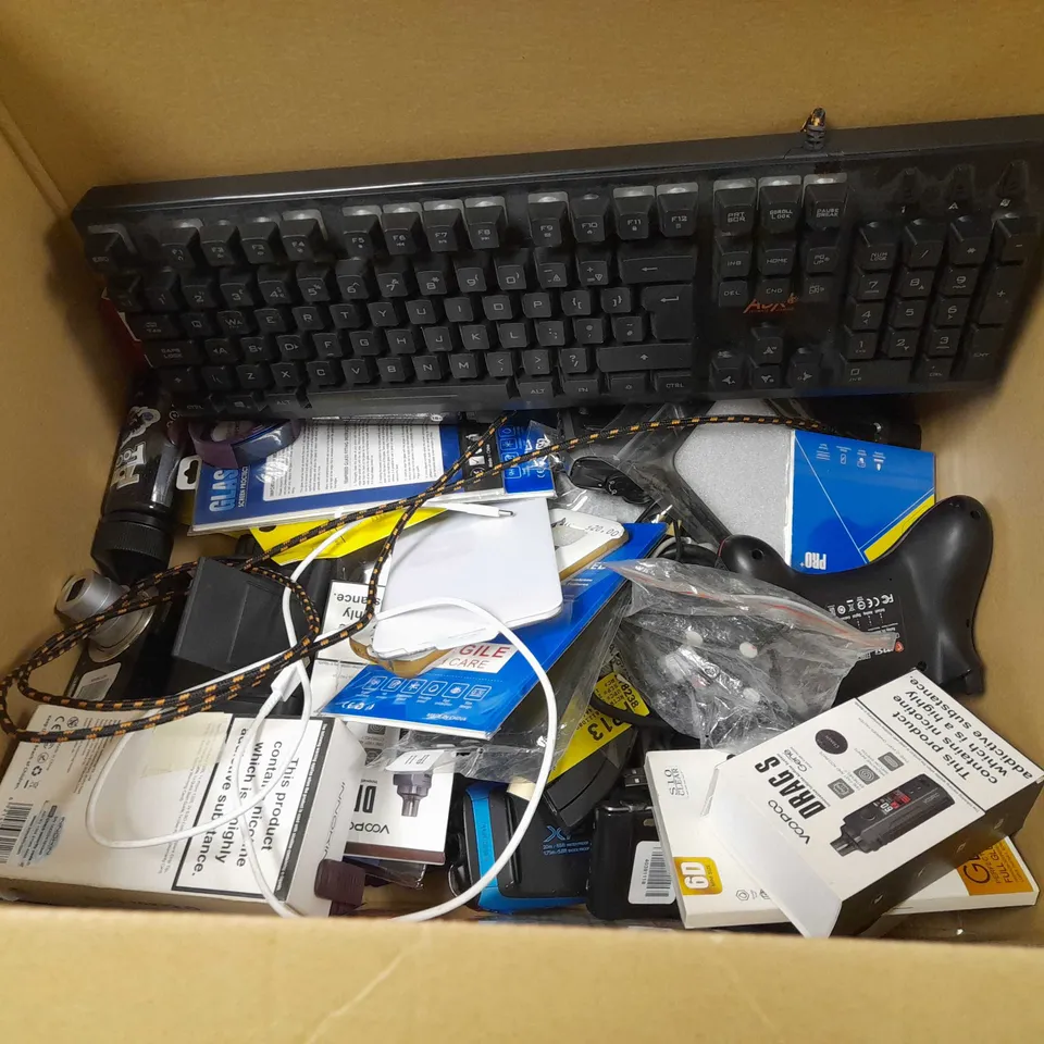 LOT OF APPROX 20 ASSORTED ITEMS TO INCLUDE - MSI CONTROLLER - VOOPOO DRAG S - ADX KEYBOARD ECT