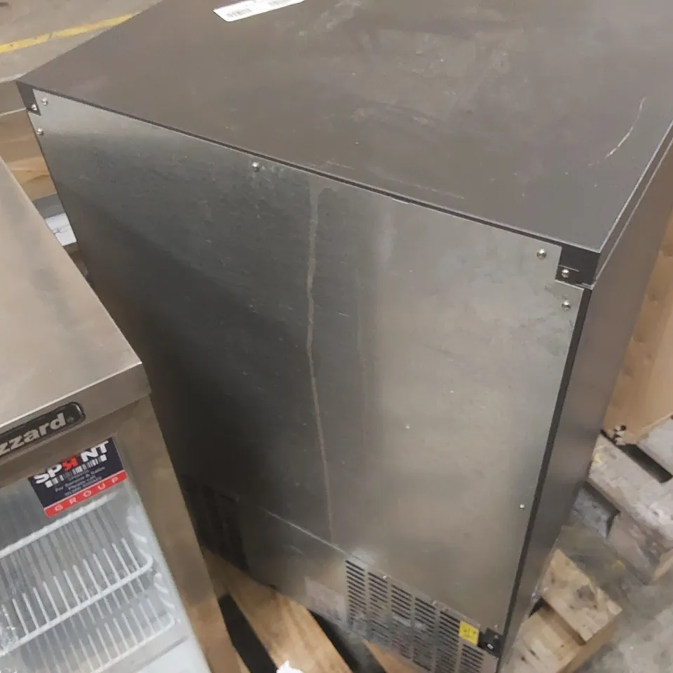 GAMKO UC BOTTLE FRIDGE