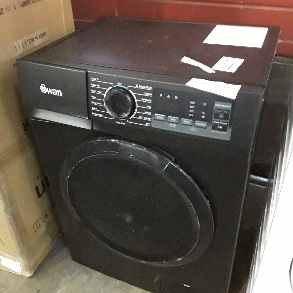 SWAN 8KG 1400 SPIN FREESTANDING WASHING MACHINE - BLACK