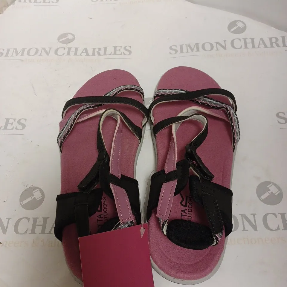 REGATTA LADY ROMA SANDALS SIZE 4