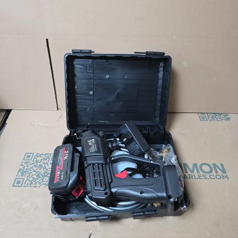HAND HELD ELECTRIC POWER WASHER WITH CASE - DAMAGED CASE